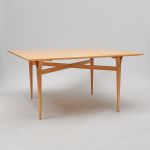 1020 1514 COFFEE TABLE
